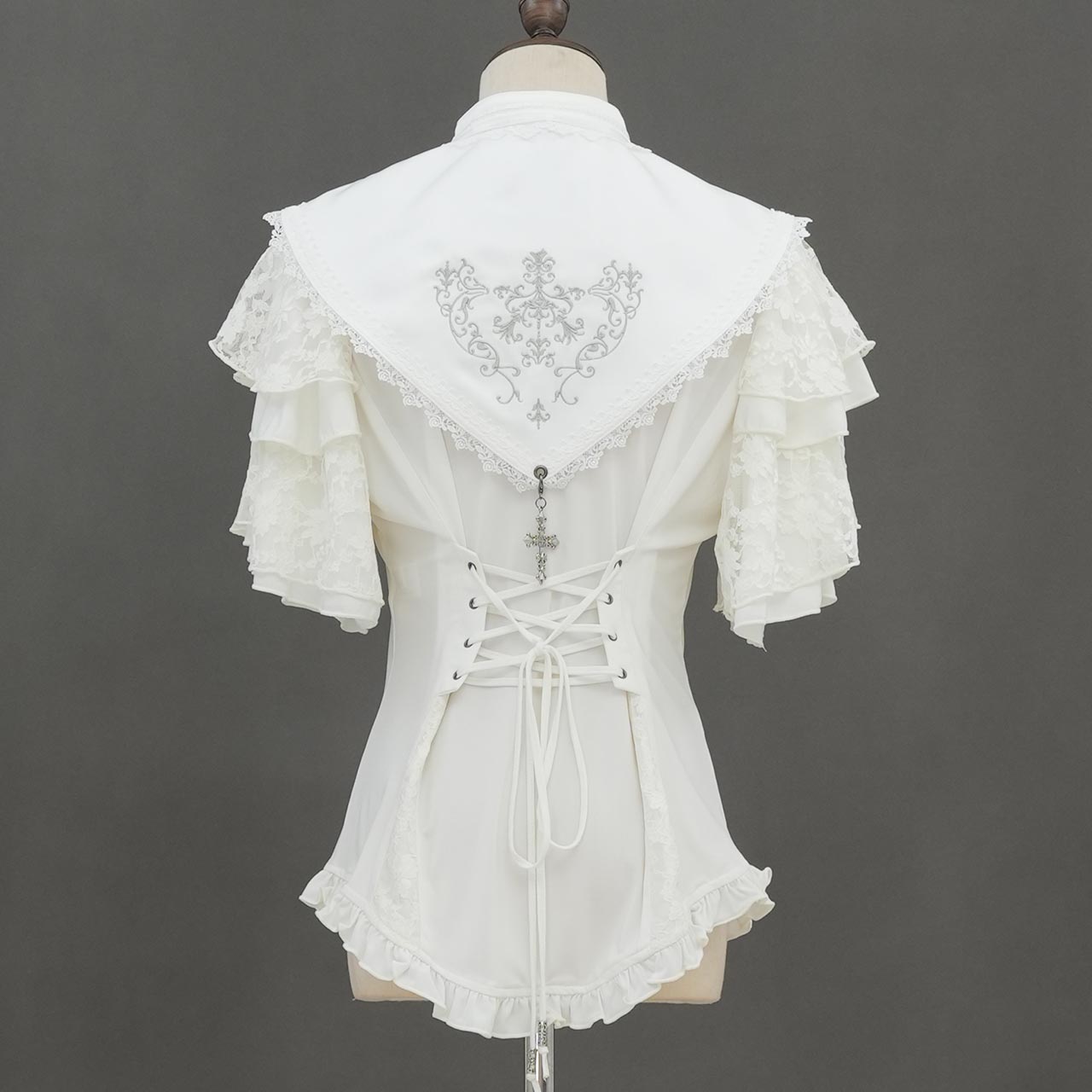 Whimsical Rosy Cats Rose Cross Detachable Collar