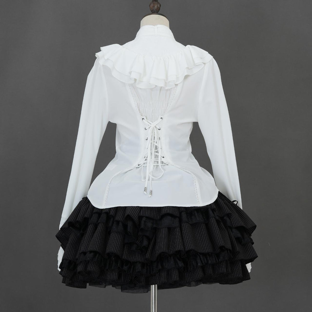 Grand Foyer Hotel Cascade Ruffle Blouse【M】