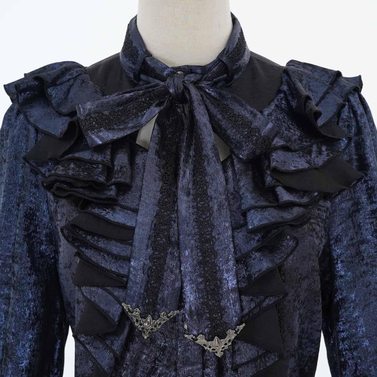 Grand Foyer Hotel Cascade Ruffle Blouse【L】