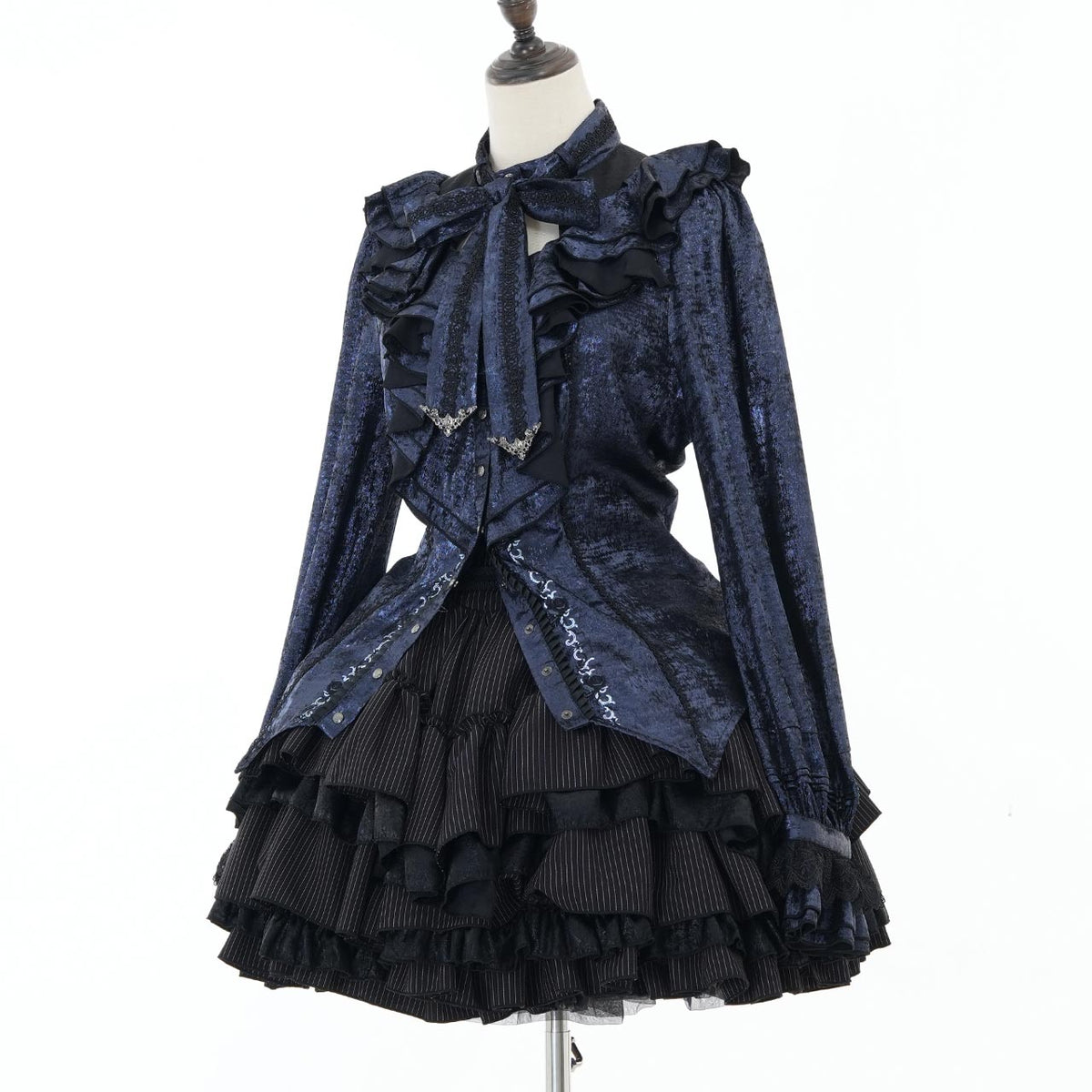 Grand Foyer Hotel Cascade Ruffle Blouse【L】