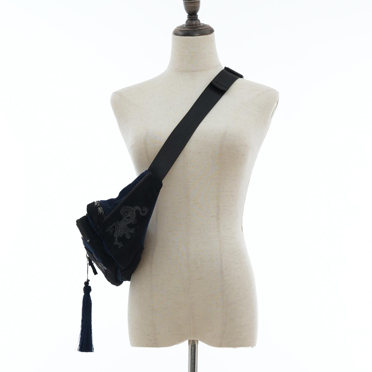 琉球浪漫物語 Ryukyu Romantic Ancient Dragon Denim Body Bag