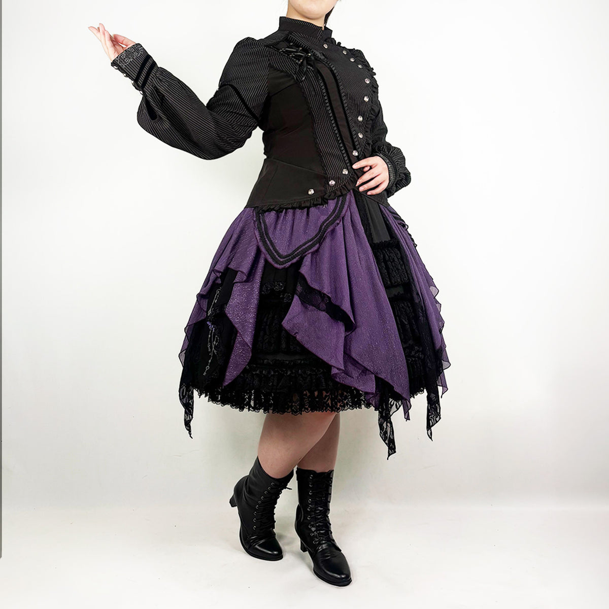 Grand Foyer Hotel Asymmetrical blouse【L】