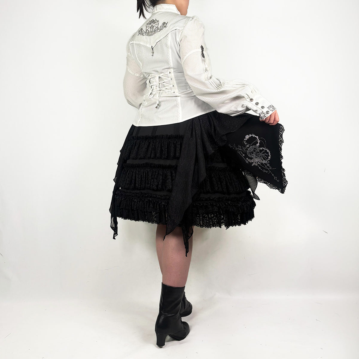 Grand Foyer Hotel Asymmetrical blouse【L】